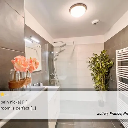 Gina - Modern Luminous Balcony - By Tgb Ajaccio (Corsica)