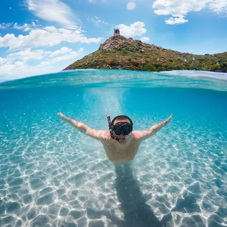 Gina - Modern Luminous Balcony - By Tgb