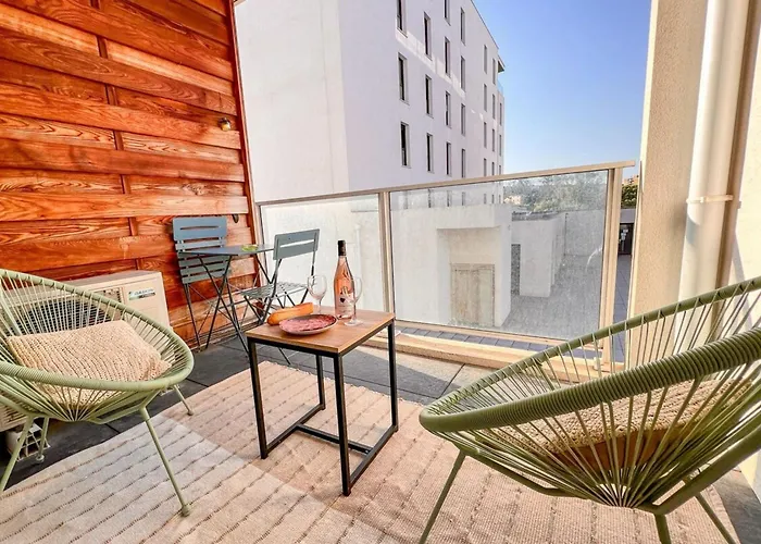 Appartement Gina - Modern Luminous Balcony - By Tgb
